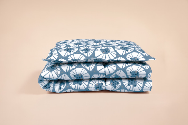 Bettdecke 120x160 & Kissen 40x60 Set - Denim-Löwe