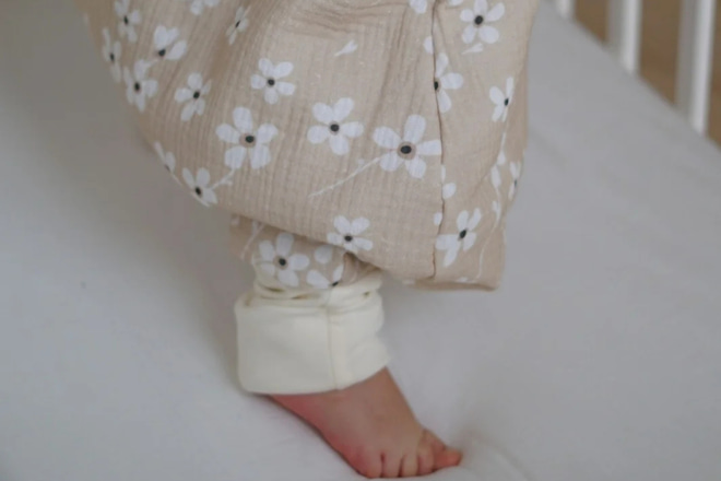 Schlafsack mit Füßchen - Lila