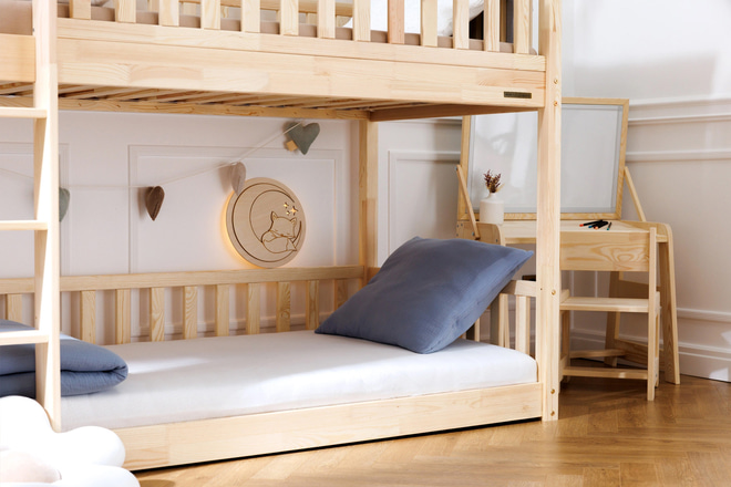 Patrová postel L Premium na zemi 90x190cm