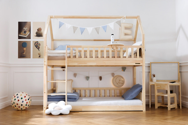 Patrová postel L Premium na zemi 90x190cm