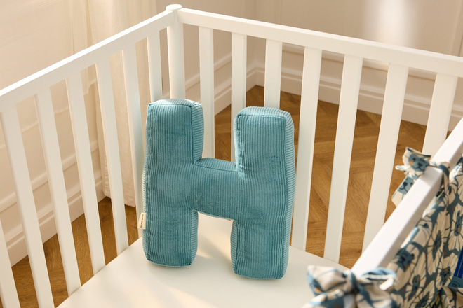 Coussin Lettre H - Velours Côtelé Bleu