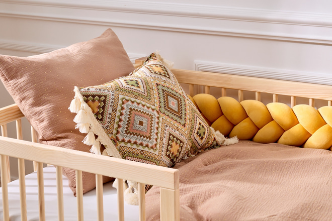 Cotton Muslin 120x170 Duvet & Pillow Set With Filling - Camel & Gold Dots