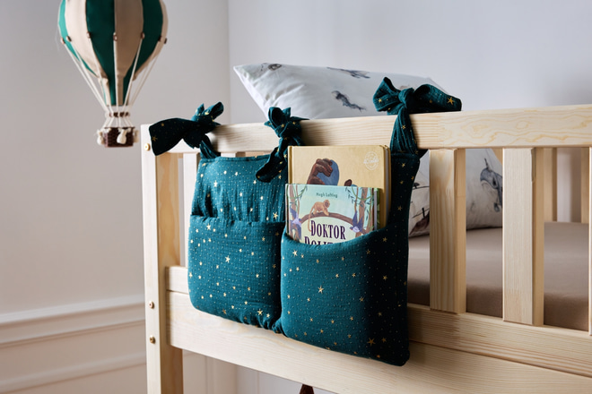 Organizador de Cama - Verde Escuro e Estrelas Douradas