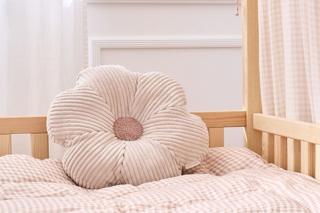 Cuscino Marguerite in Velluto a Coste – Beige