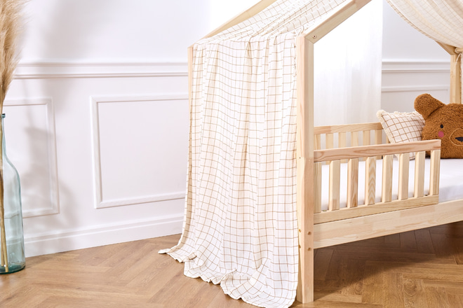 Véu de cama casinha Pequenos Quadrados Bege - Modelo DK