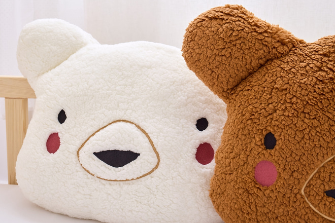 Bouclé Teddy Bear Cushion – Ecru