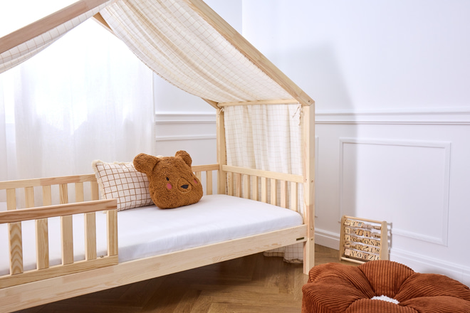 Bouclé Teddy Bear Cushion – Camel