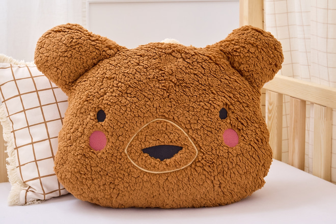 Bouclé Teddy Bear Cushion – Camel
