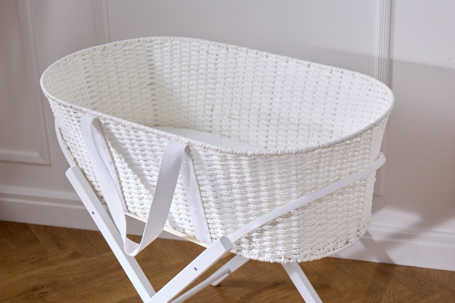 Couffin Blanc avec Matelas et Support Fixe