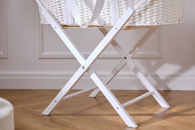 White Moses Basket with Mattress and Stand
