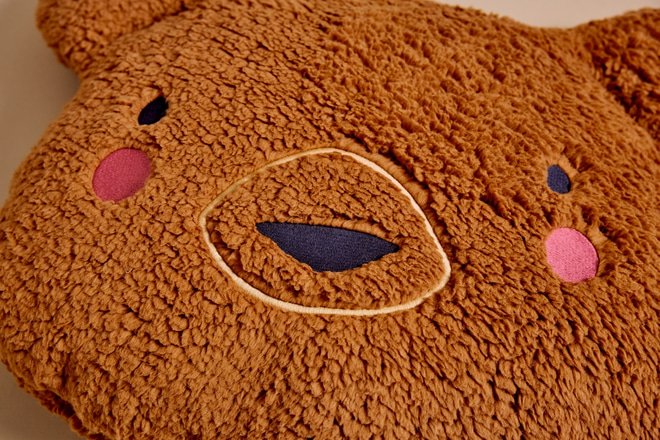 Bouclé Teddy Bear Cushion – Camel