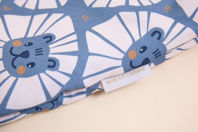 Schlafsack mit Füßchen - Denim-Löwe