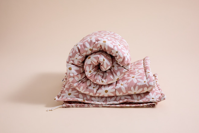 Marguerites Sleeping Bag & Pillow