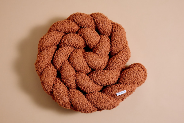 Mantinel copánkový 3 Épis – Bouclé skořicová