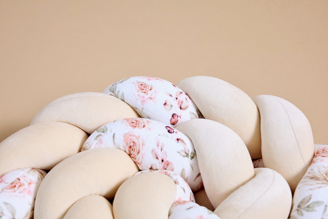 Almond Boho Flowers Bed Bumper - 3 Ropes