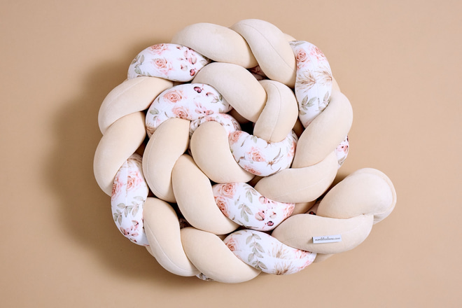 Almond Boho Flowers Bed Bumper - 3 Ropes