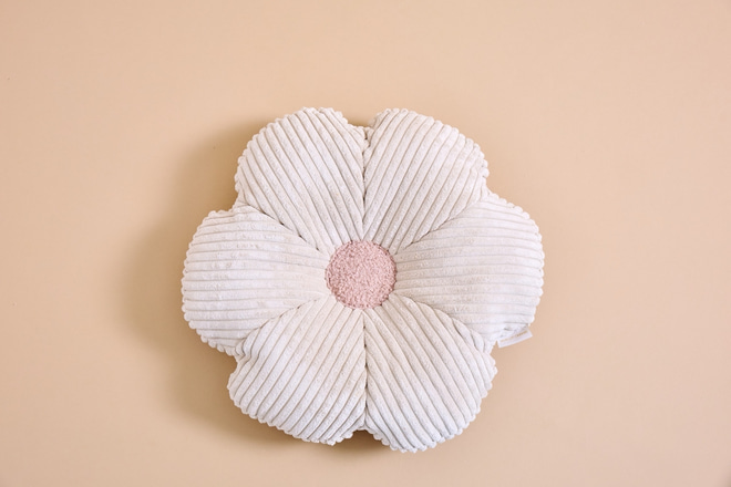 Marguerite Cushion in Corduroy Velvet – Beige