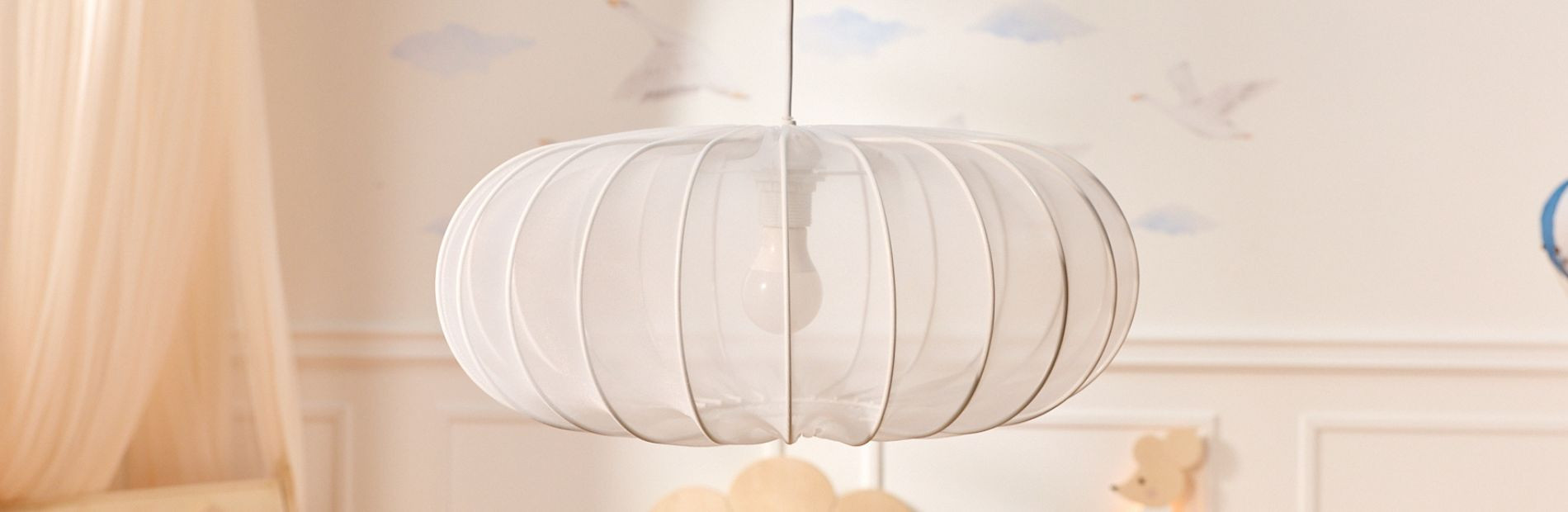 Cloud Dancer témájú dekorációk: Pantone 2026 | Mon Lit Cabane