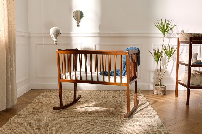 Dorothée Crib