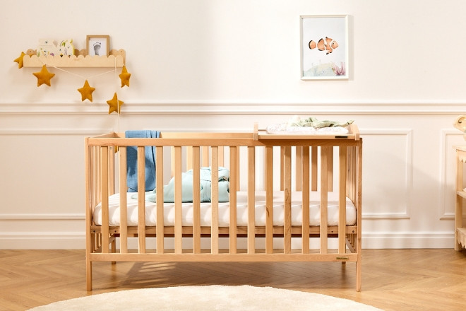 Nadia Evolving Cot