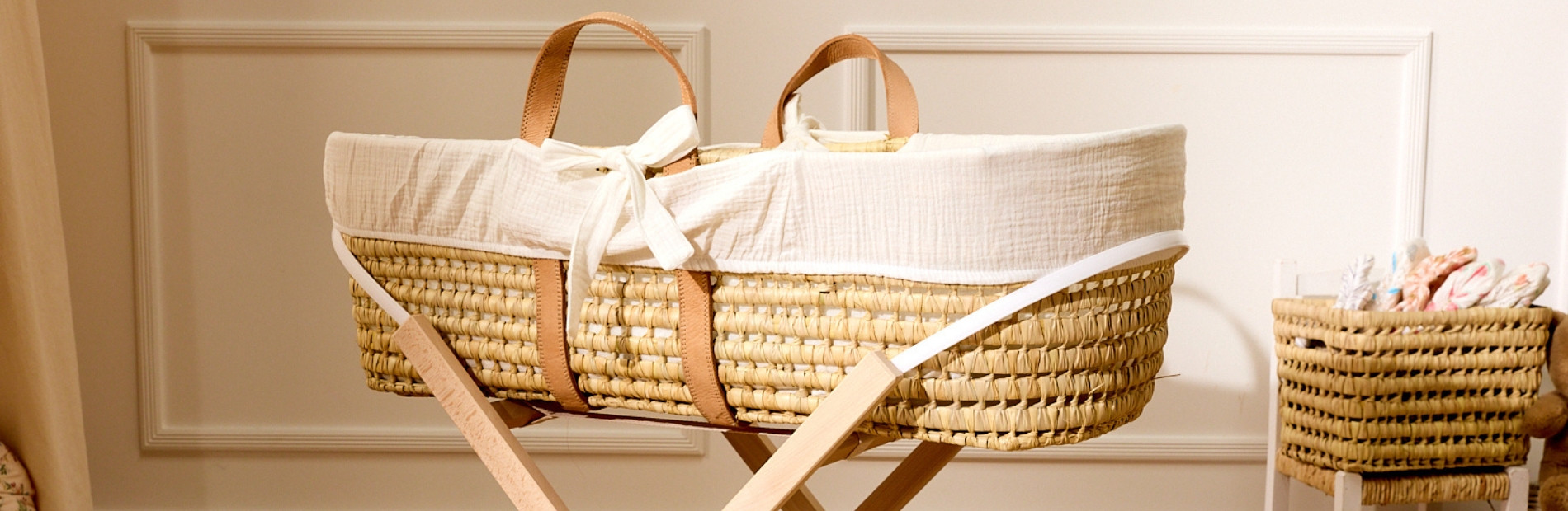 Basketry : Willow, Palm Leaf, Corn Husk