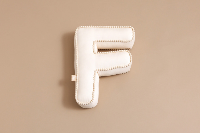 Coussin Lettre F