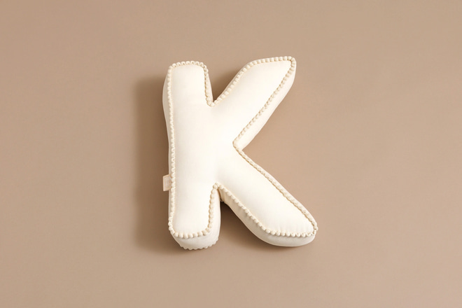 Coussin Lettre K